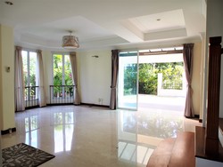 Seng Yong Villas (D14), Terrace #170707352